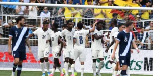 Ecuador golea a Guatemala 3-0 y llega al Mundial 2026 invicto