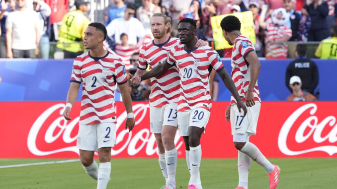 Estados Unidos venció 2-0 a Bosnia y Herzegovina